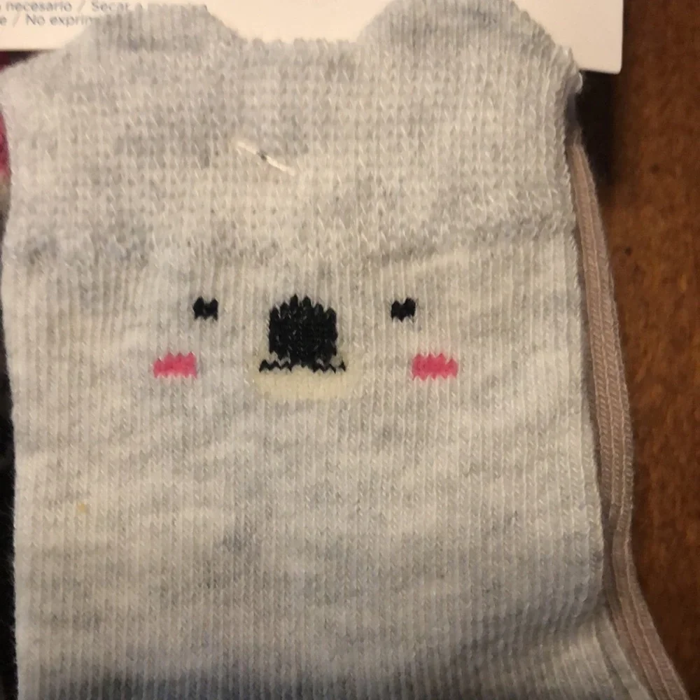 🌵3/$15 Girl’s 6 pack gripper panda koala crew socks 6-12 months